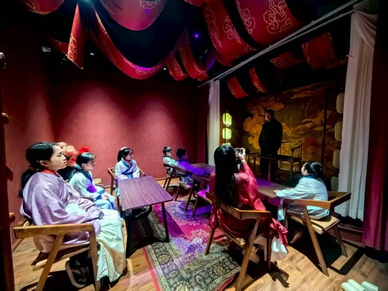 巴音郭楞互动剧场策划